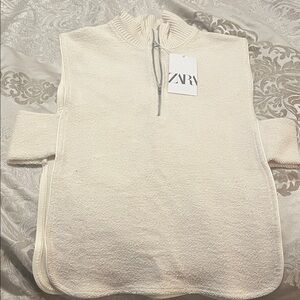 Zara Off-White Women's Turtleneck Sweater